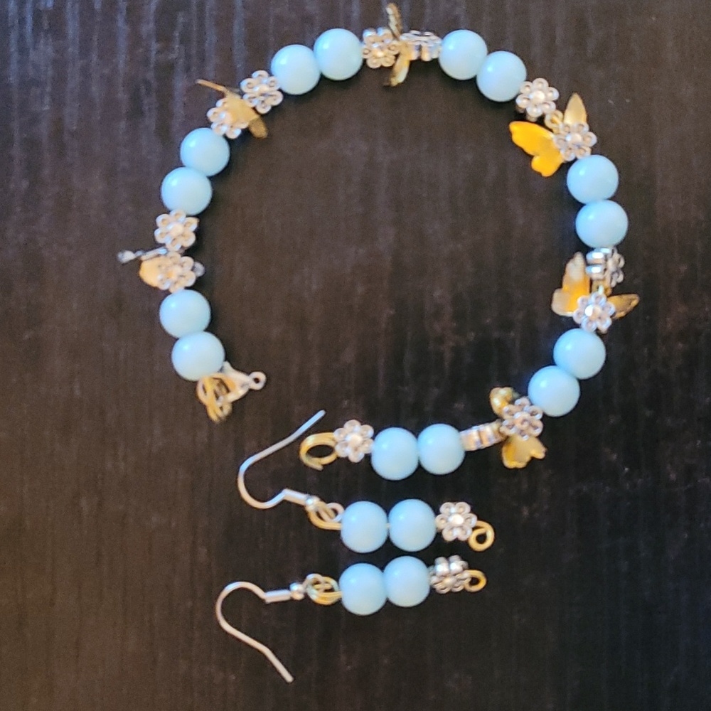 Handmade Bracelet with Clasp with Blue Glass Beads and Matching Earrings